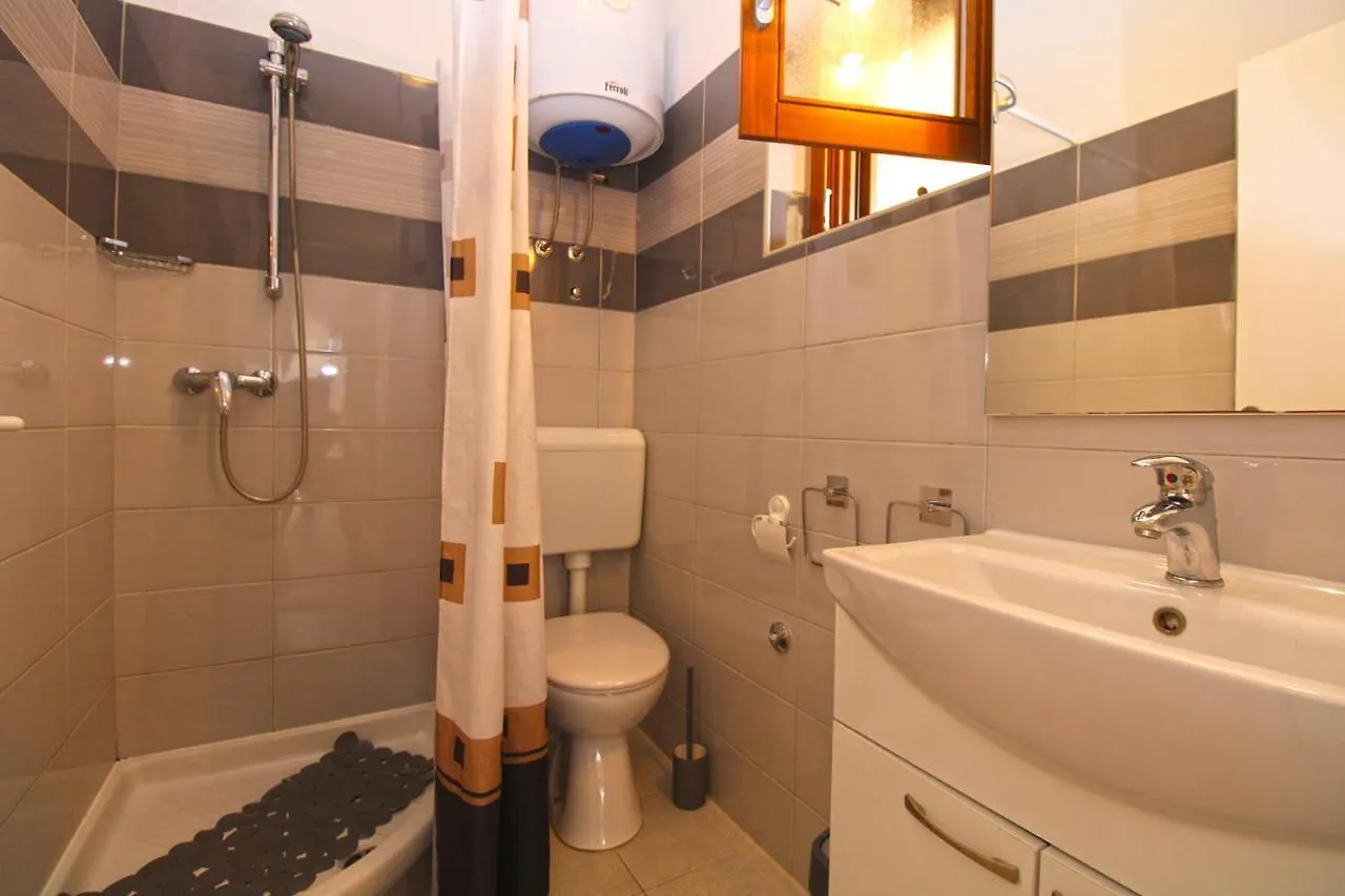 Apartment Rajka 2277 Premantura 0*,  Croatia